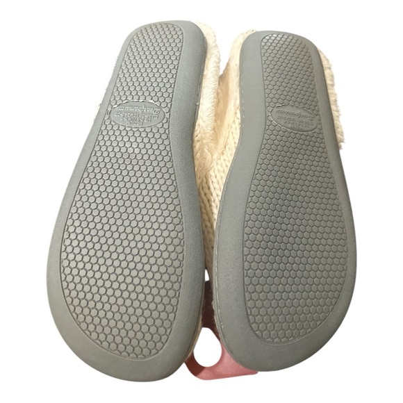 Dearfoams Women's Memory Foam Slippers Cream/Ivory - Picture 2 of 4